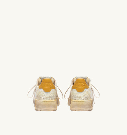 Man MEDALIST LOW SUPER VINTAGE SNEAKERS IN WHITE AND YELLOW LEATHER
