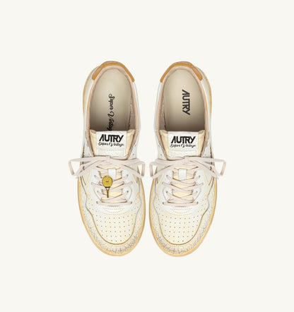 Man MEDALIST LOW SUPER VINTAGE SNEAKERS IN WHITE AND YELLOW LEATHER