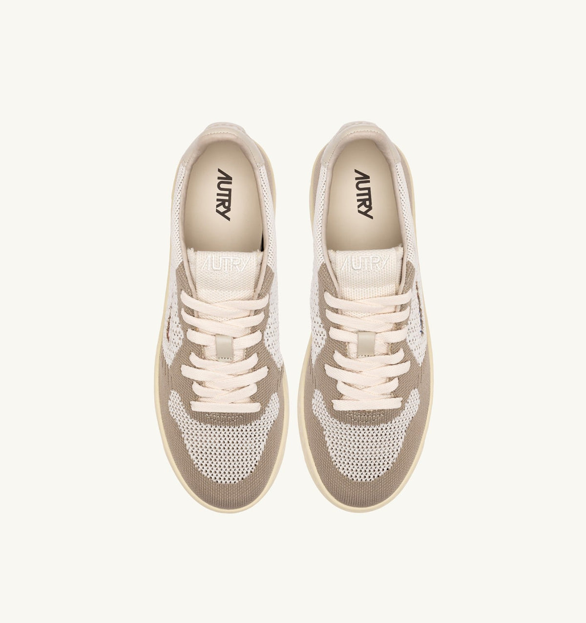 Man MEDALIST EASEKNIT LOW SNEAKERS IN IVORY WHITE AND PELICAN KNIT
