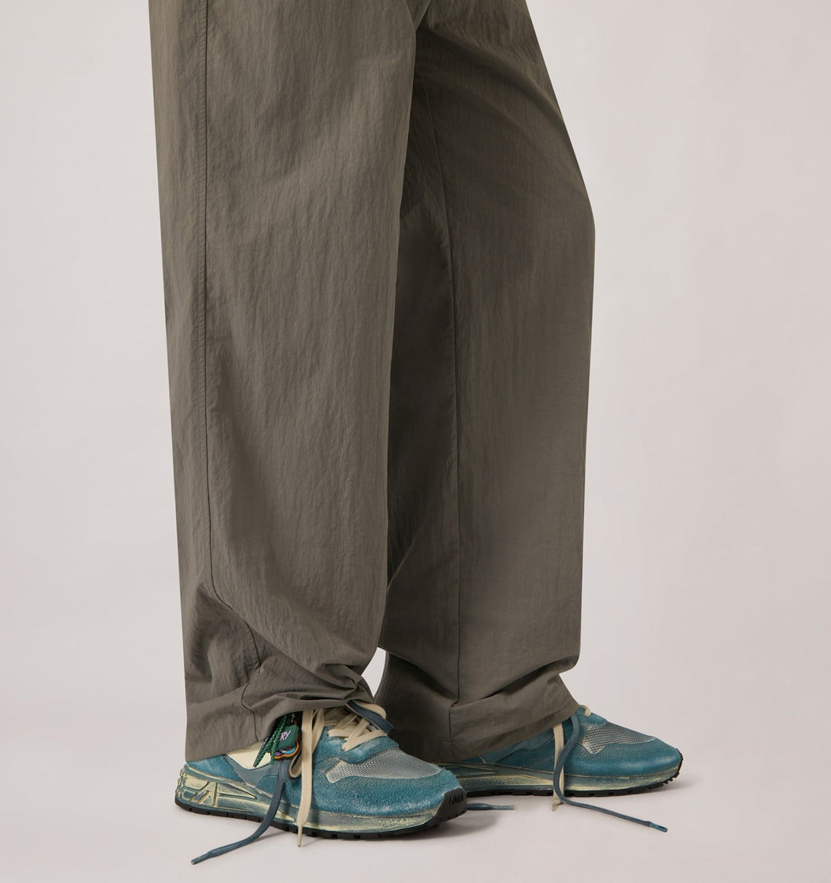 Man REELWIND SUPER VINTAGE SNEAKERS IN MALLARD BLUE AND WHITE SUEDE AND NYLON