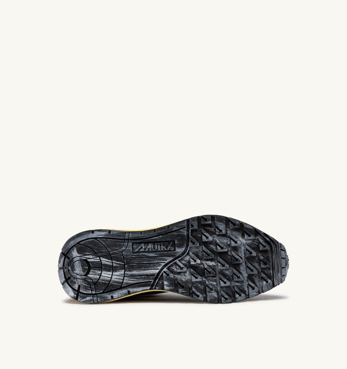 Man REELWIND LOW SNEAKERS IN BLACK SUGAR AND MARSHMALLOW NYLON AND SUEDE
