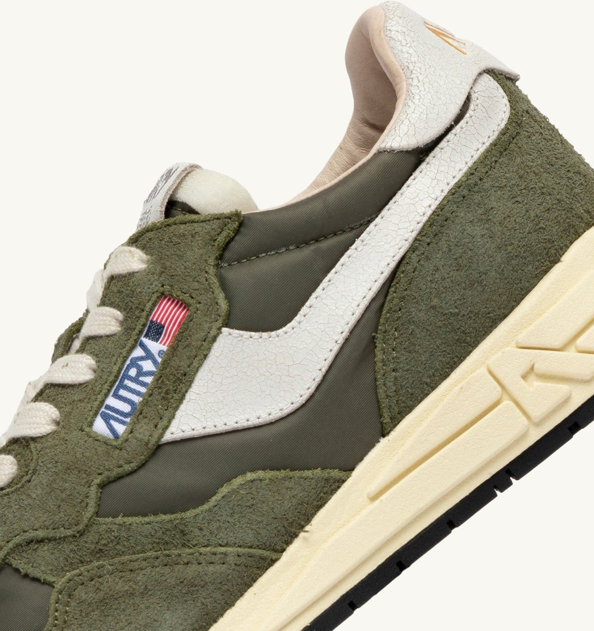 Man REELWIND LOW SNEAKERS IN WHITE AND SAGE NYLON AND SUEDE