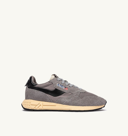 Man REELWIND LOW SNEAKERS IN LEAD AND BLACK NYLON AND SUEDE
