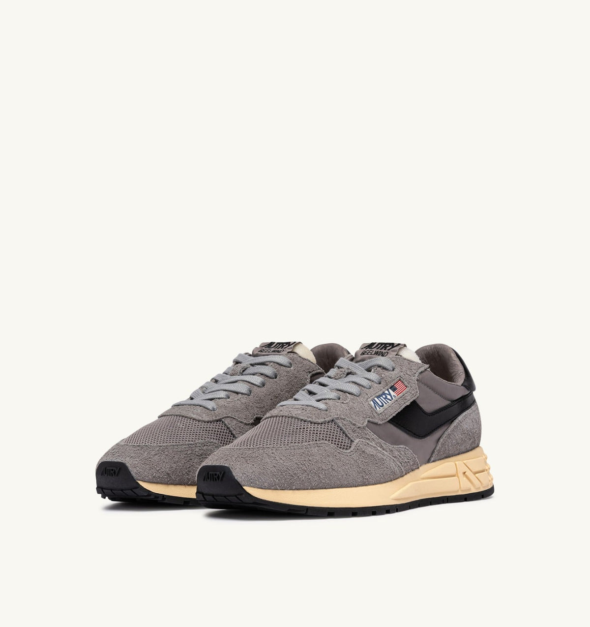 Man REELWIND LOW SNEAKERS IN LEAD AND BLACK NYLON AND SUEDE