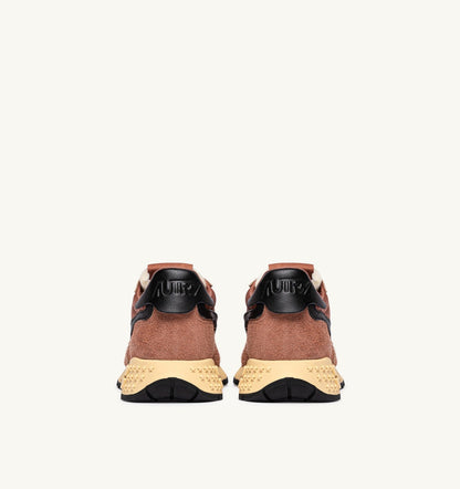 Man REELWIND LOW SNEAKERS IN MOCHA AND BLACK NYLON AND SUEDE