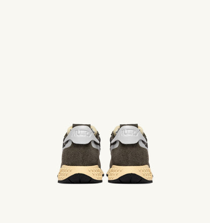 Man REELWIND LOW SNEAKERS IN OLIVE NIGHT AND HARBOR MIST NYLON AND SUEDE