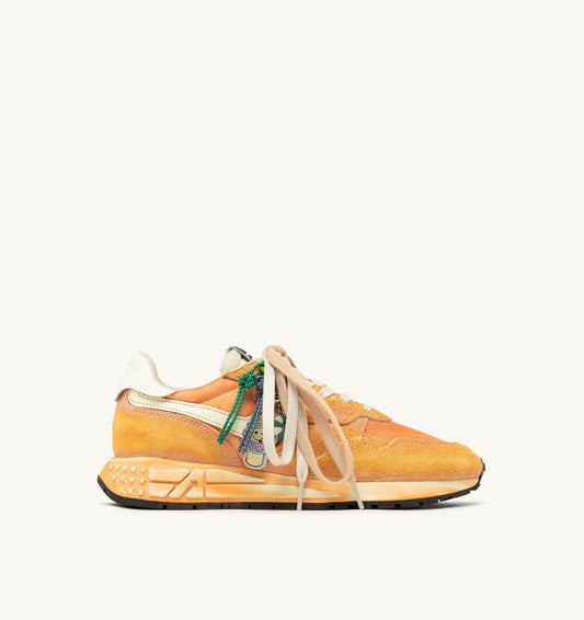 Man REELWIND SUPER VINTAGE SNEAKERS IN WHITE AND ORANGE SUEDE AND NYLON