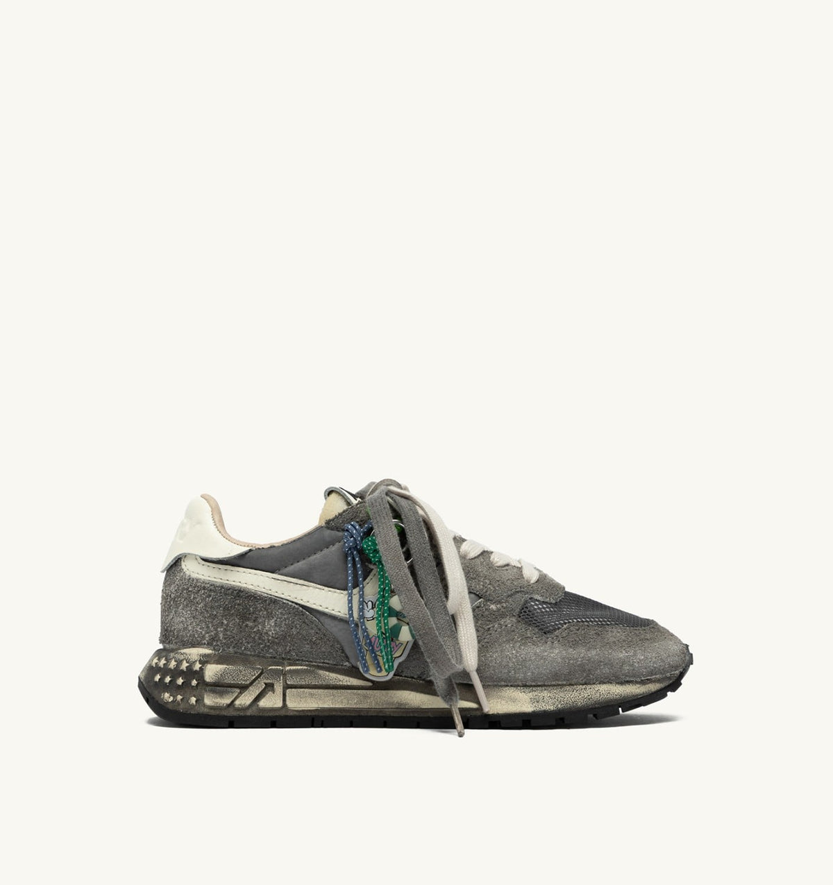 Man REELWIND SUPER VINTAGE SNEAKERS IN WHITE AND BLACK SUEDE AND NYLON