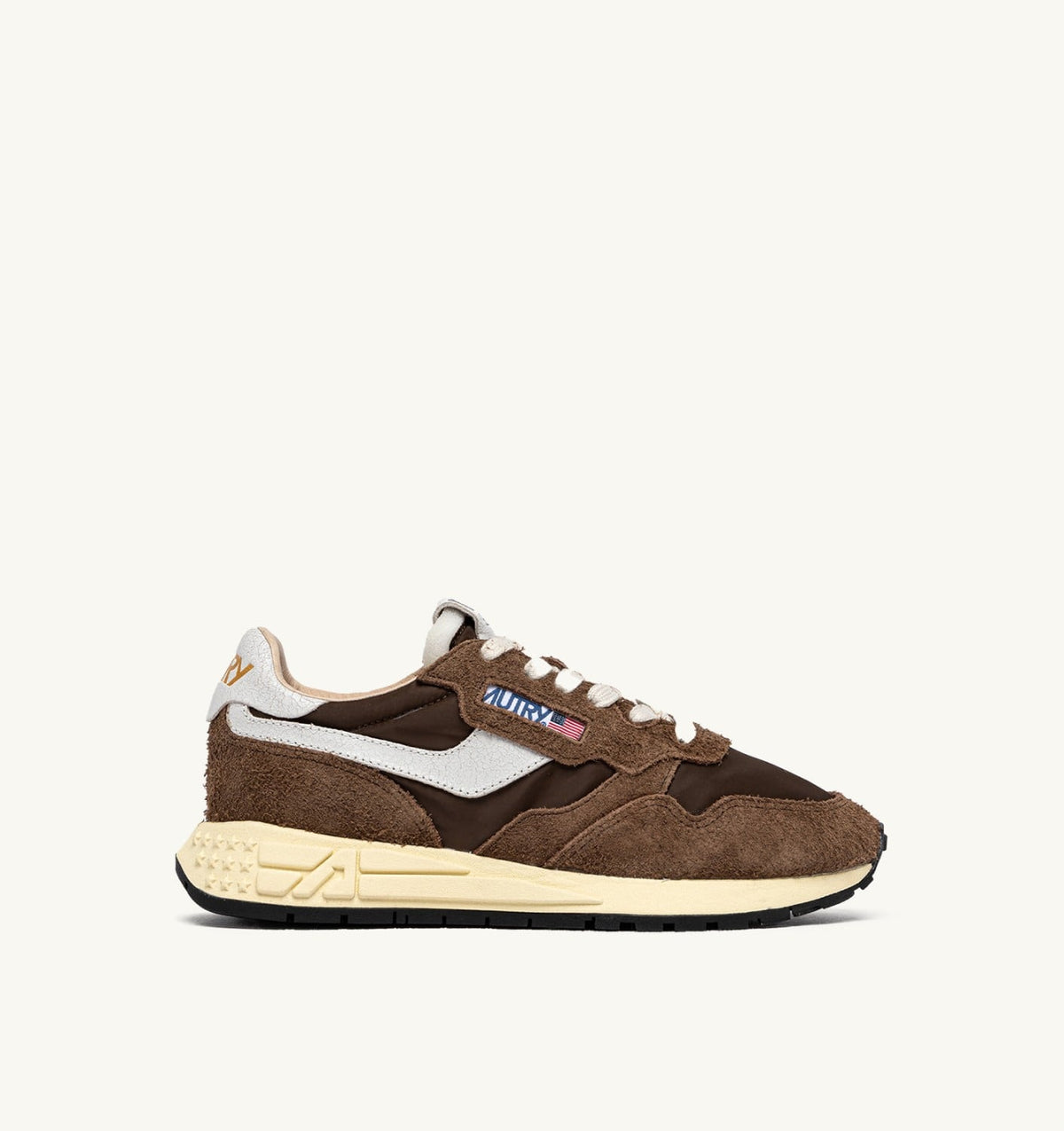 Man REELWIND LOW SNEAKERS IN WHITE AND TUNDRA NYLON AND SUEDE