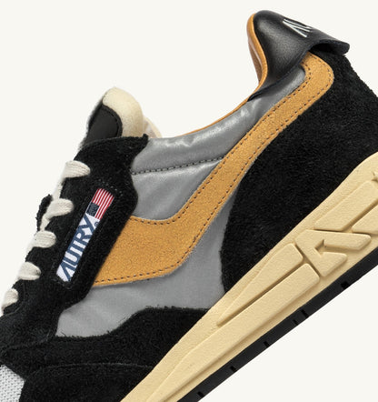 Man REELWIND LOW SNEAKERS IN BLACK SUEDE AND REFLECTIVE NYLON