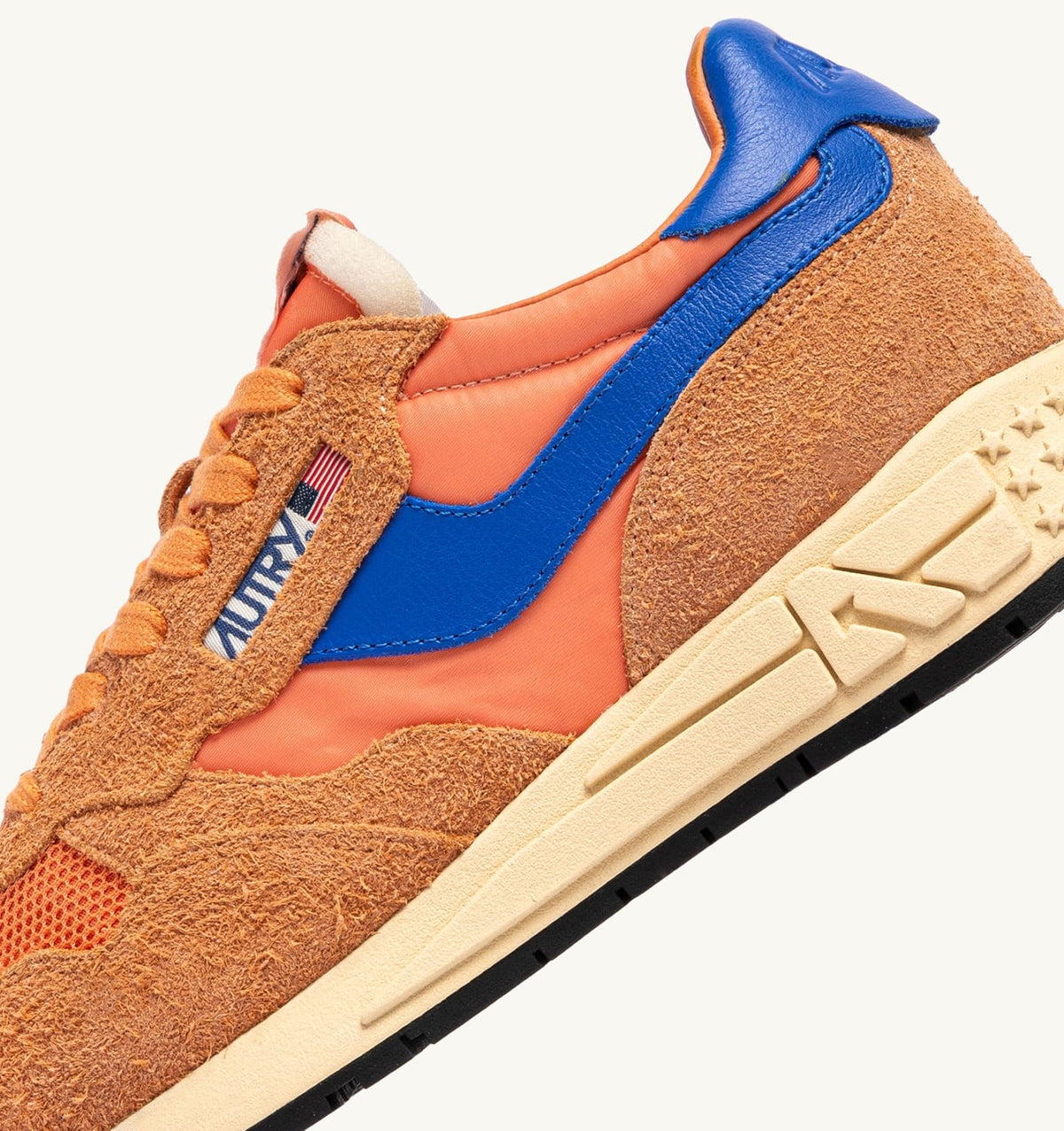 Man REELWIND LOW SNEAKERS IN CANOVA AND STRONG BLUE NYLON AND SUEDE