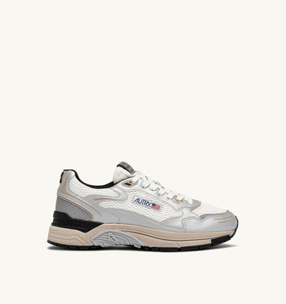 Man HYPERWAY SNEAKERS IN SILVER, WHITE AND IRISH CREAM SYNTHETIC LEATHER AND MESH