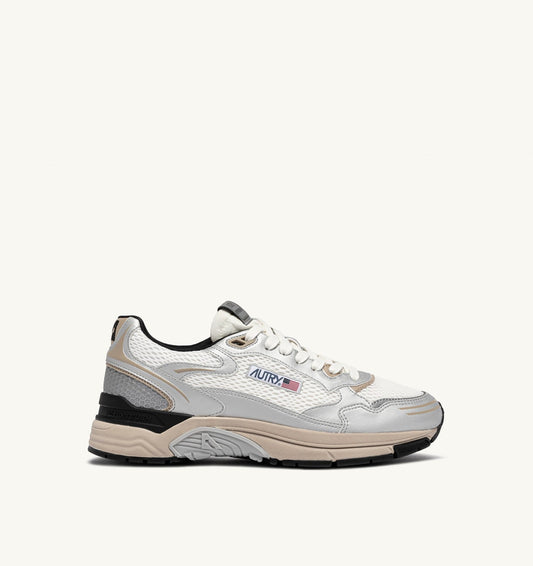 Man HYPERWAY SNEAKERS IN SILVER, WHITE AND IRISH CREAM SYNTHETIC LEATHER AND MESH