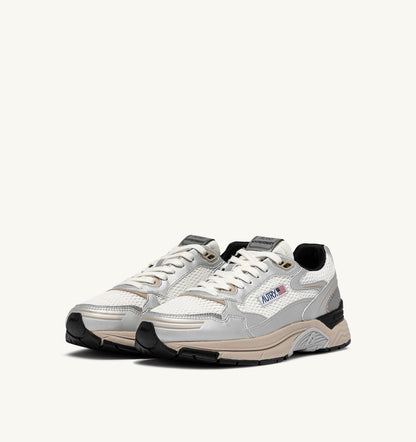 Man HYPERWAY SNEAKERS IN SILVER, WHITE AND IRISH CREAM SYNTHETIC LEATHER AND MESH