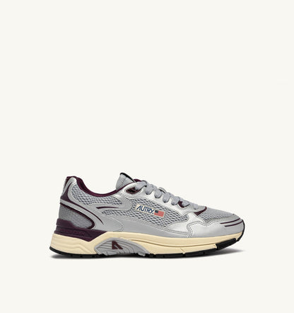 Man HYPERWAY SNEAKERS IN SILVER, HARBOR MIST AND FIG SYNTHETIC LEATHER AND MESH