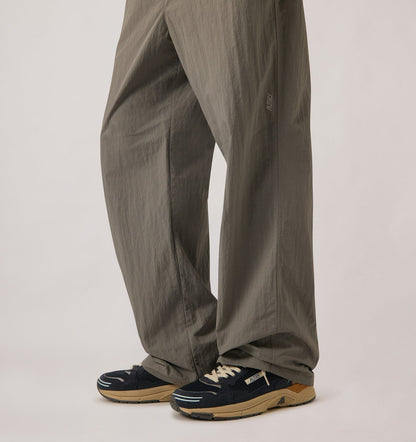 Man HYPERWAY SNEAKERS IN MIDNIGHT AND TOMATO CREAM SUEDE AND MESH
