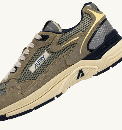 Man HYPERWAY SNEAKERS IN SILVER SAGE AND SPA BLUE SUEDE AND MESH