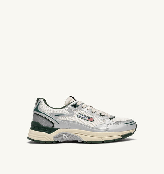 Man HYPERWAY SNEAKERS IN SILVER, WHISPER WHITE AND MOUNTAIN SYNTHETIC LEATHER AND MESH