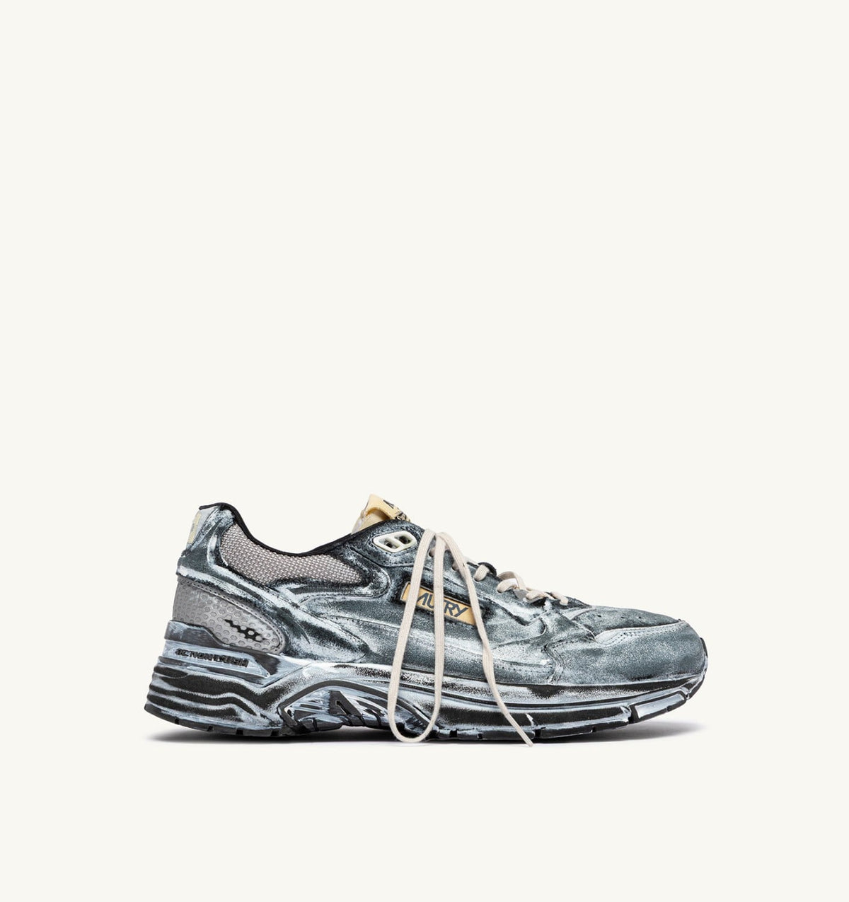 Man HYPERWAY SUPER VINTAGE SNEAKERS IN BLACK AND SILVER SUEDE
