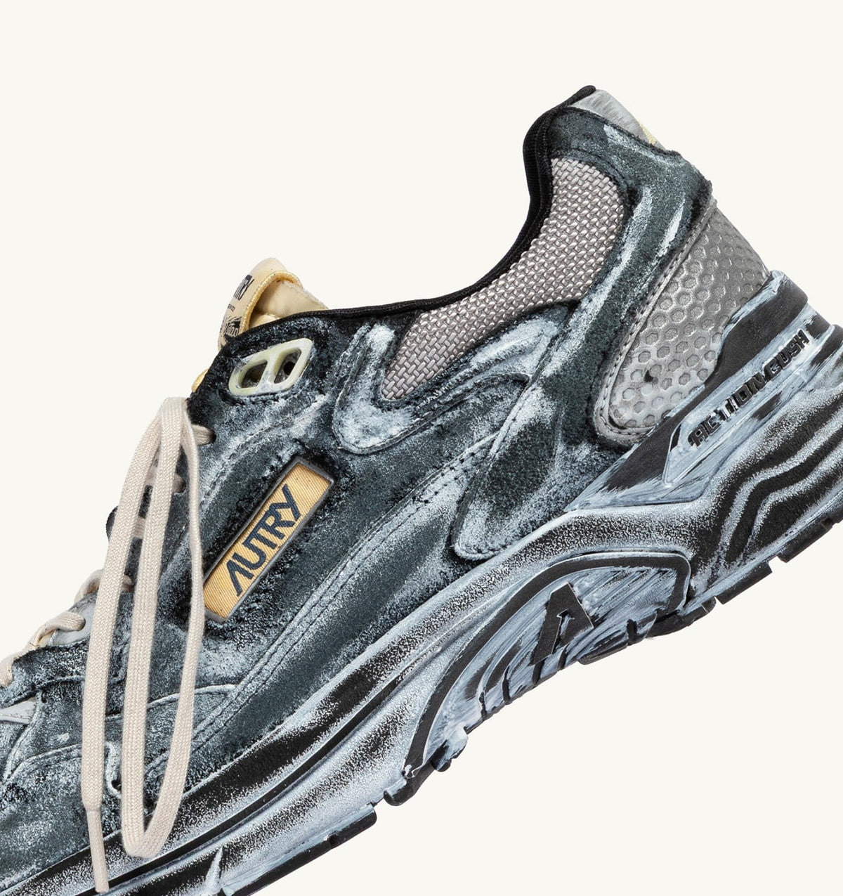 Man HYPERWAY SUPER VINTAGE SNEAKERS IN BLACK AND SILVER SUEDE