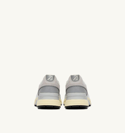Man HYPERWAY SNEAKERS IN WHITE AND GRAY MESH AND LEATHER
