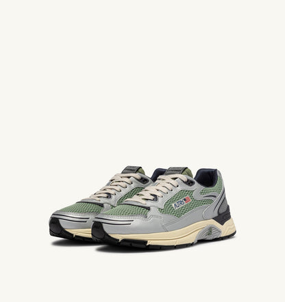 Man HYPERWAY SNEAKERS IN SILVER, TEA AND BLACKENED PEARL SYNTHETIC LEATHER AND MESH