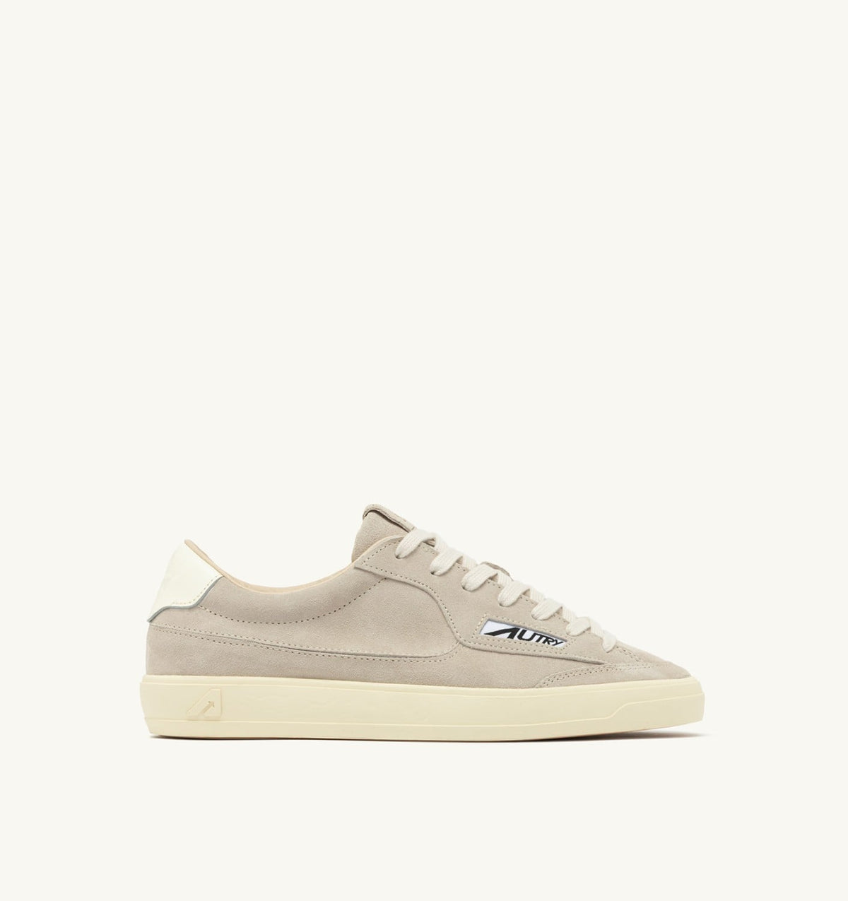 Man WINDSCAPE LOW SNEAKERS IN ROCK AND MARSHMALLOW SUEDE