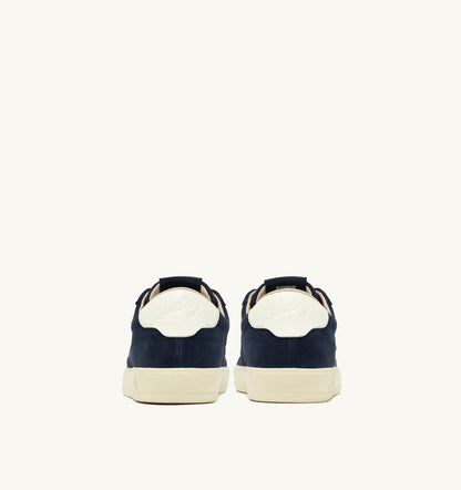 Man WINDSCAPE LOW SNEAKERS IN NAVY AND MARSHMALLOW SUEDE