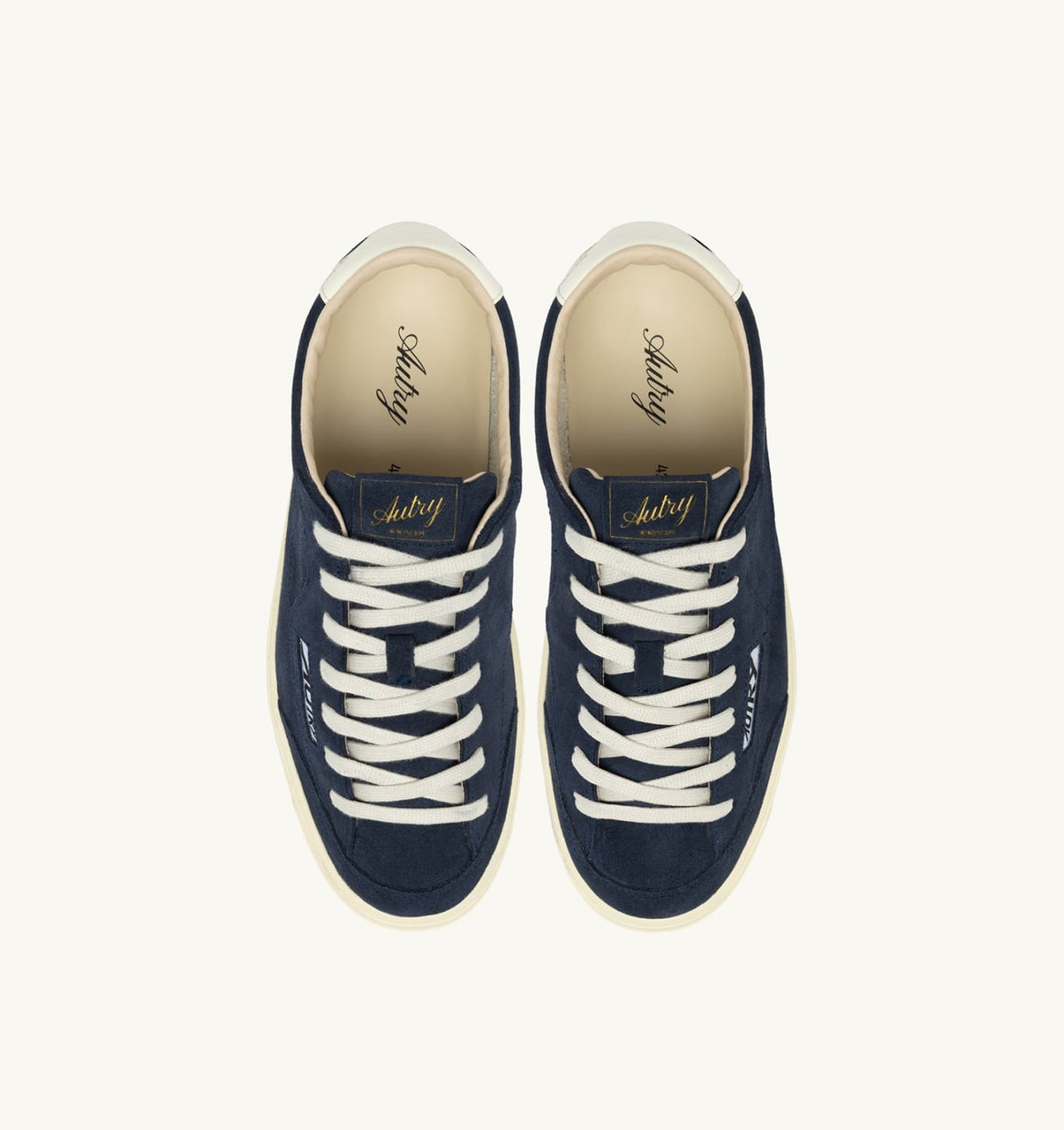 Man WINDSCAPE LOW SNEAKERS IN NAVY AND MARSHMALLOW SUEDE