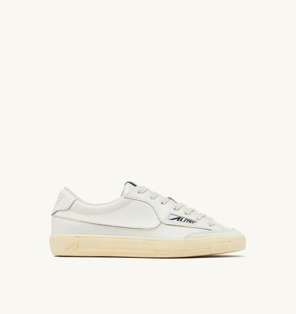 Man WINDSCAPE LOW SUPER VINTAGE SNEAKERS IN WHITE LEATHER