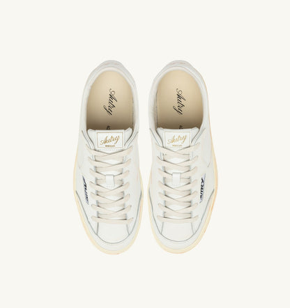 Man WINDSCAPE LOW SUPER VINTAGE SNEAKERS IN WHITE LEATHER