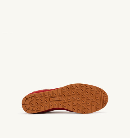 Man SNEAKERS WINDSPIN IN SUEDE AND LEATHER COLOR IMPERIAL RED AND RUTABAGA