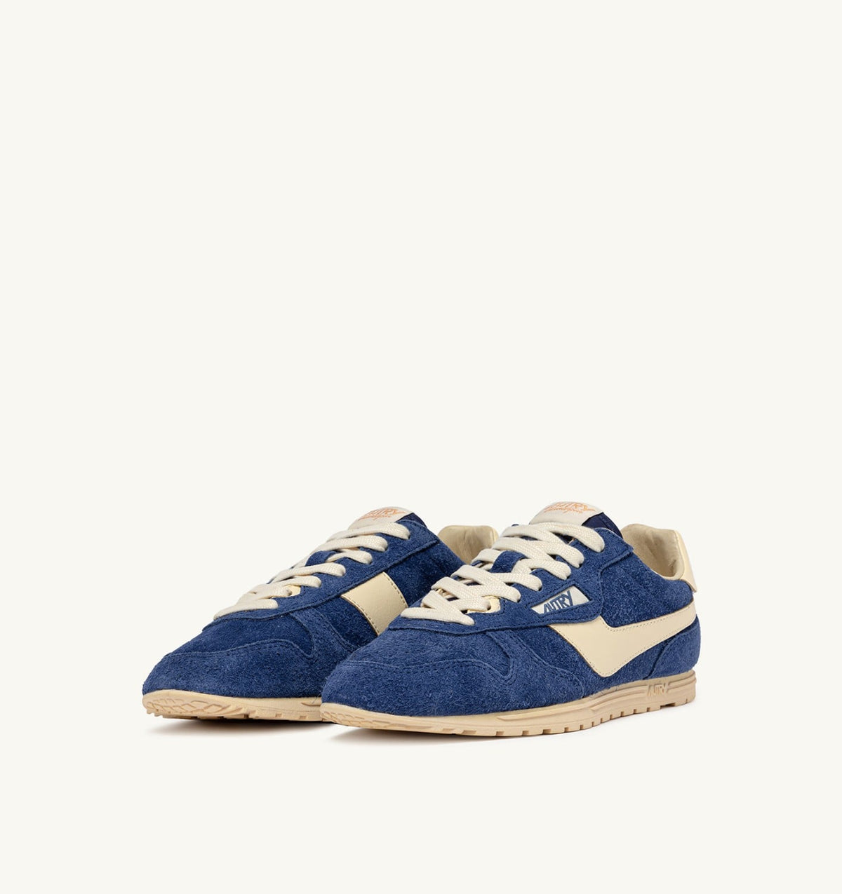 Man SNEAKERS WINDSPIN IN SUEDE AND LEATHER COLOR INFINITO AND RUTABAGA