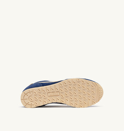 Man SNEAKERS WINDSPIN IN SUEDE AND LEATHER COLOR INFINITO AND RUTABAGA