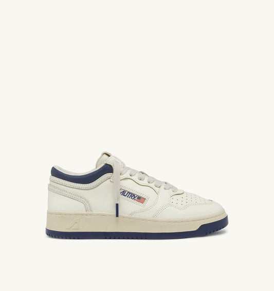 Man MED-WAY SNEAKERS IN LEATHER COLOR MARSHMALLOW AND ENSIGN BLUE