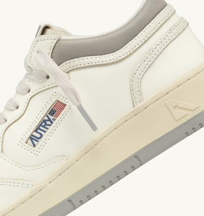 Man MED-WAY SNEAKERS IN LEATHER COLOR MARSHMALLOW AND VAPOR