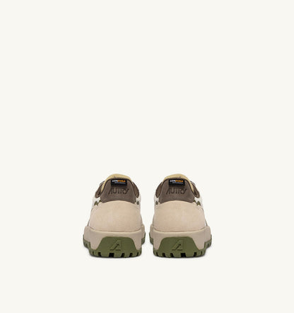Man WILDPACE LOW SNEAKERS IN WIFE AND CHOCOLATE RIPSTOP NYLON AND SUEDE