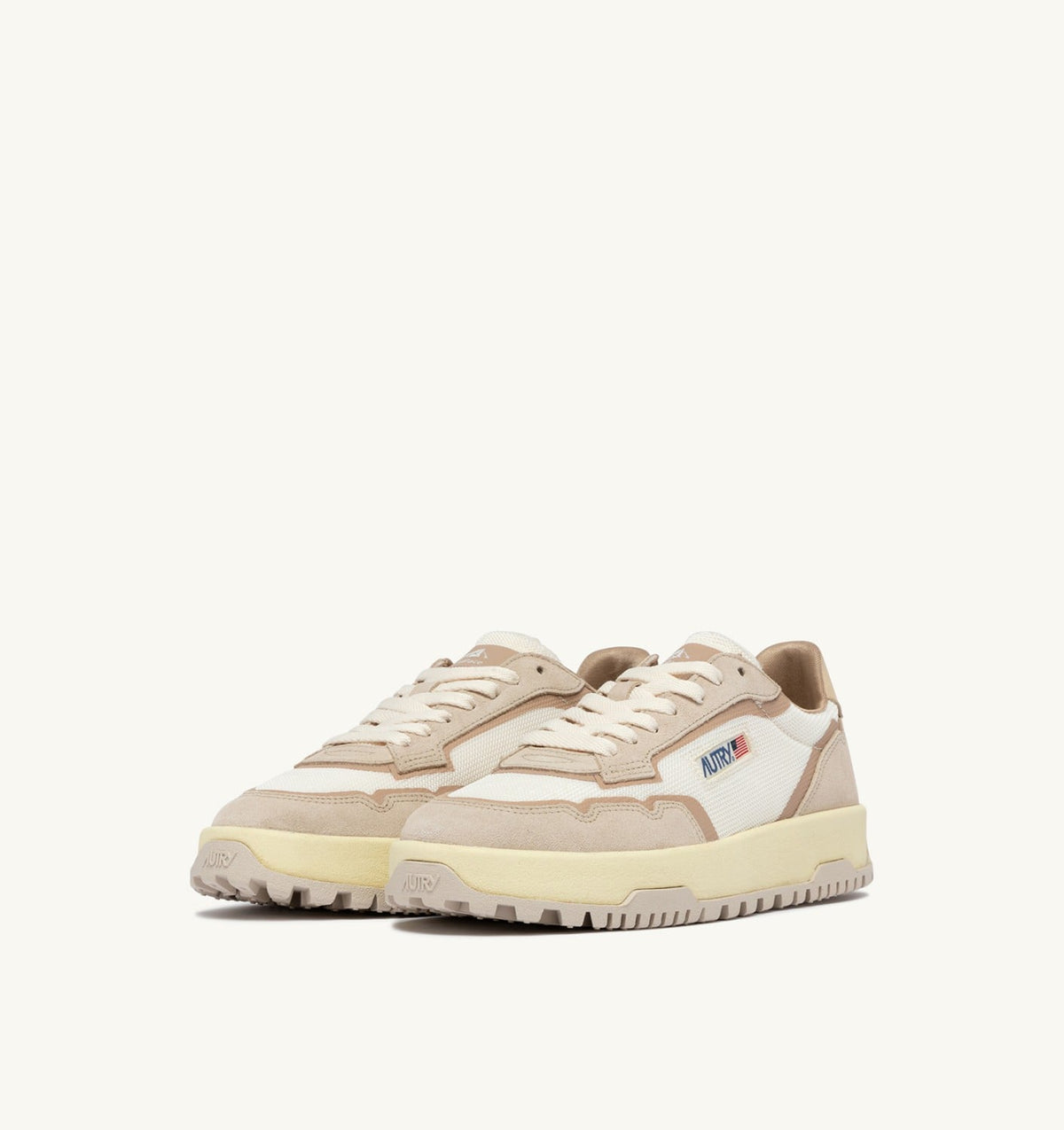 Man WILDPACE LOW SNEAKERS IN WHISPER WHITE AND SAND DRAGON MESH AND SUEDE