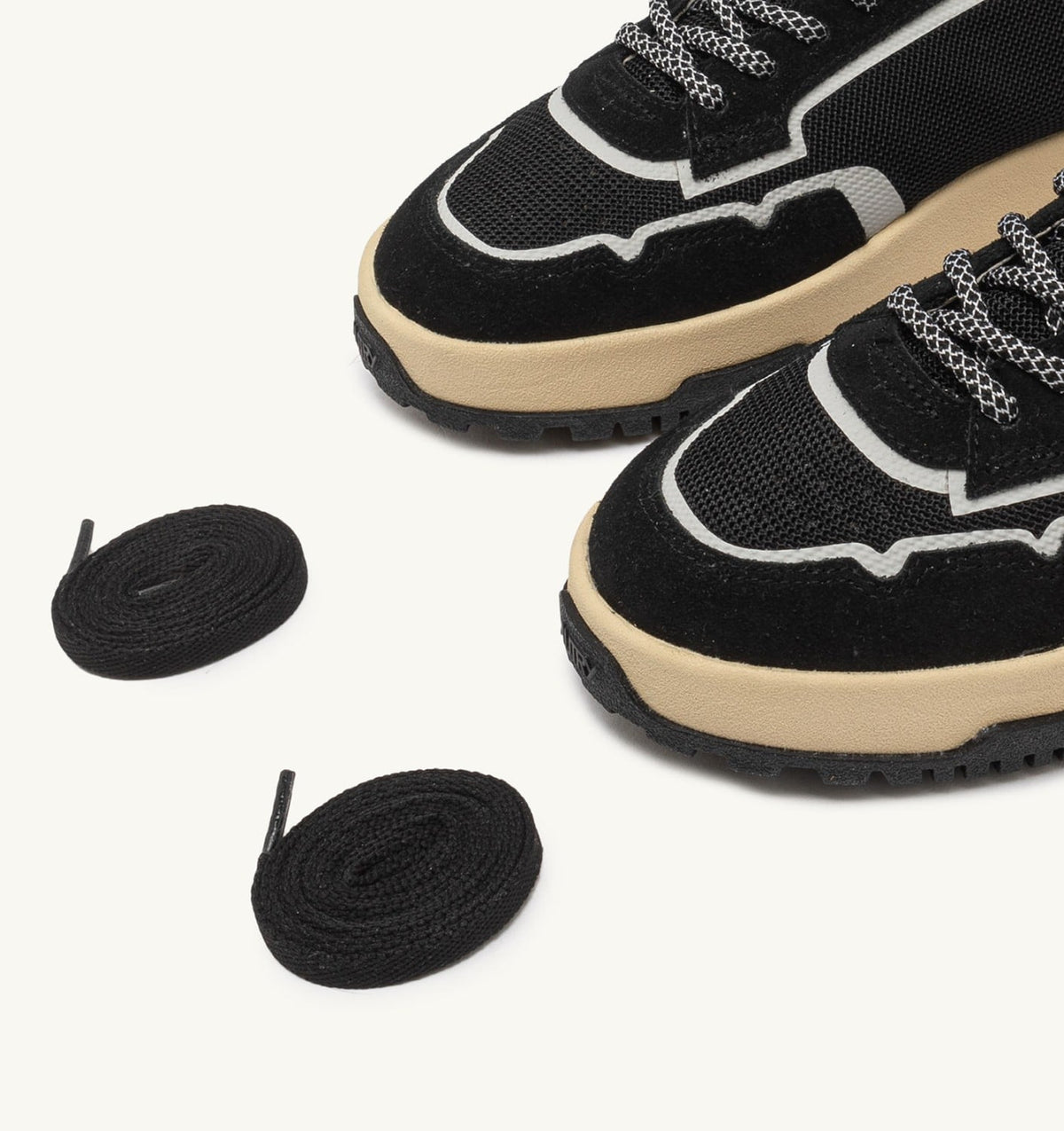 Man WILDPACE LOW SNEAKERS IN BLACK DRAGON MESH AND SUEDE