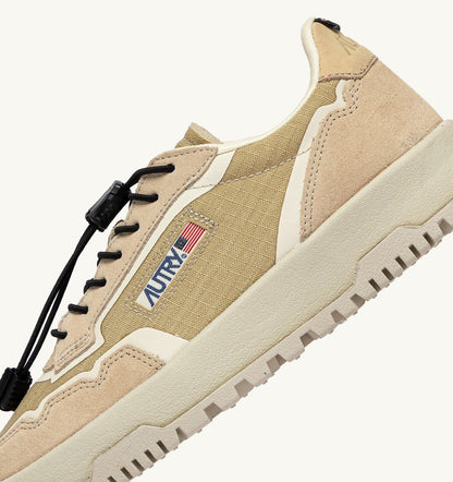 Man WILDPACE LOW SNEAKERS IN BOULDUR CORDURA AND SUEDE