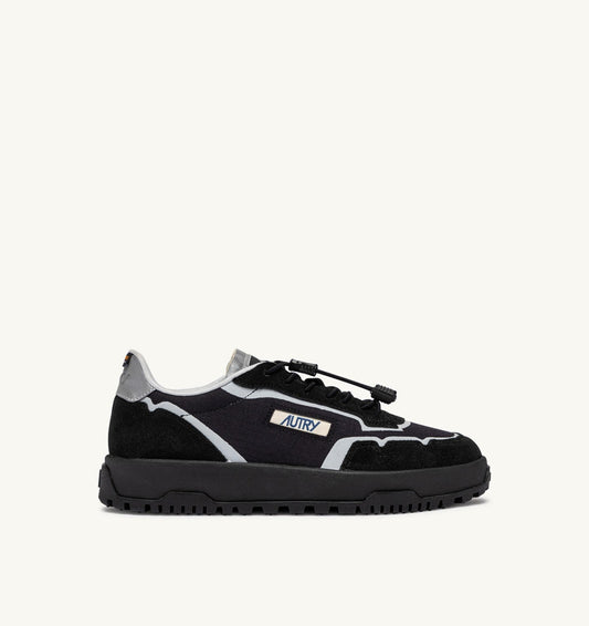 Man WILDPACE LOW SNEAKERS IN BLACK AND SILVER RIPSTOP NYLON AND SUEDE