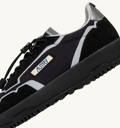 Man WILDPACE LOW SNEAKERS IN BLACK AND SILVER RIPSTOP NYLON AND SUEDE