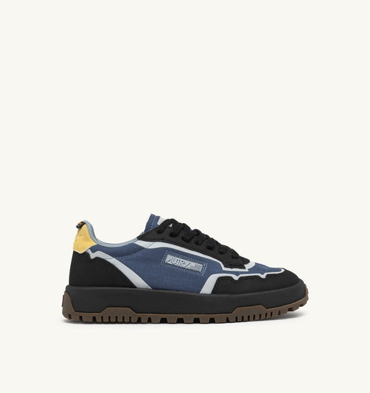 Man WILDPACE LOW SNEAKERS IN RIPSTOP NYLON AND LEATHER COLOR DARK BLUE AND BLACK