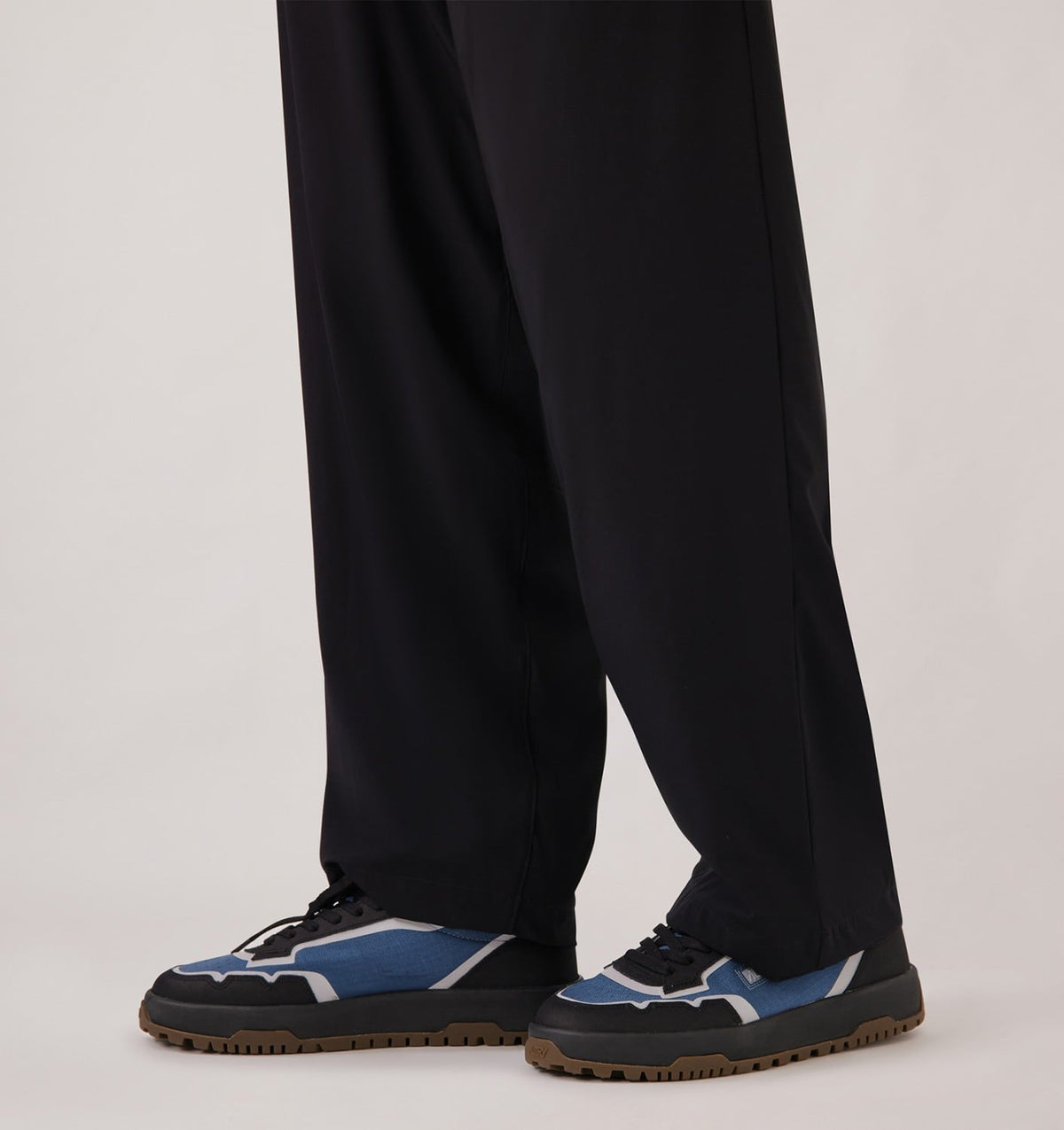 Man WILDPACE LOW SNEAKERS IN RIPSTOP NYLON AND LEATHER COLOR DARK BLUE AND BLACK