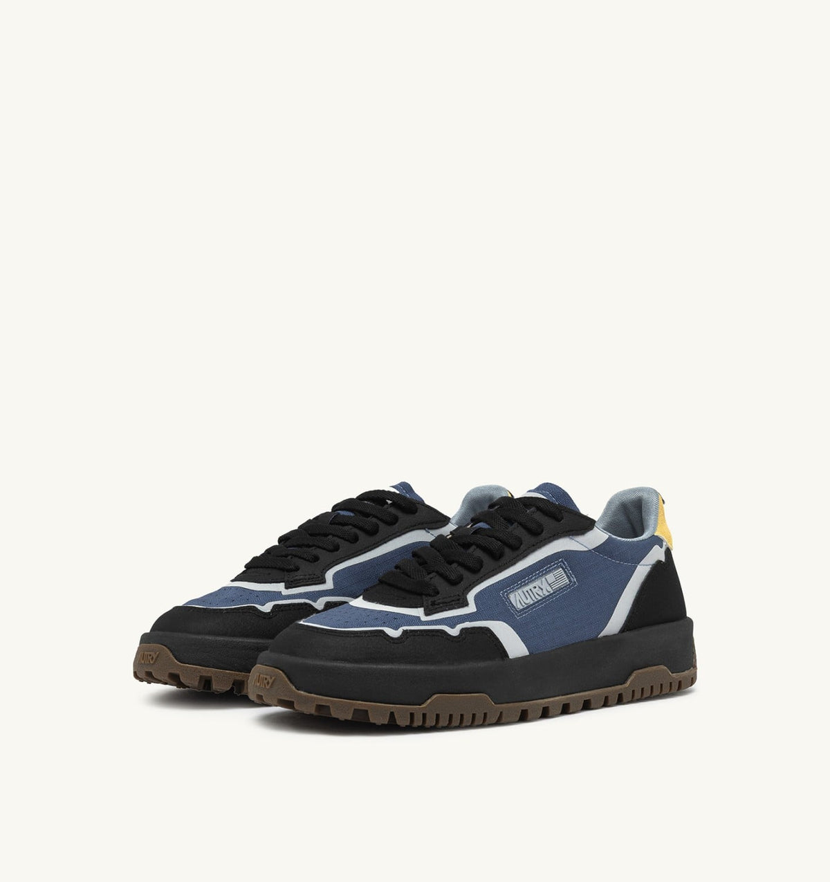 Man WILDPACE LOW SNEAKERS IN RIPSTOP NYLON AND LEATHER COLOR DARK BLUE AND BLACK