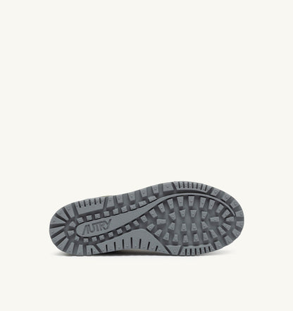 Man WILDPACE LOW SNEAKERS IN RIPSTOP NYLON AND LEATHER COLOR CASTLE WALL AND TITANIUM