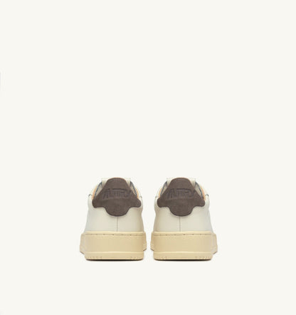 Man DALLAS LOW SNEAKERS IN MARSHMALLOW AND MOREL LEATHER