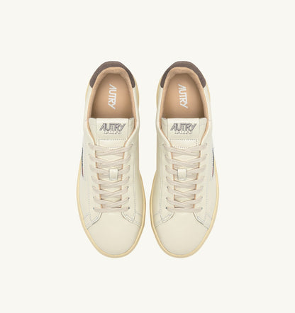 Man DALLAS LOW SNEAKERS IN MARSHMALLOW AND MOREL LEATHER