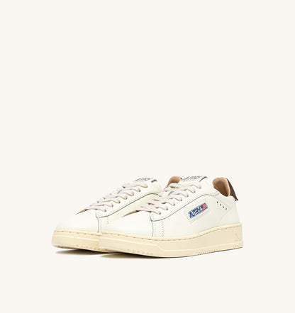 Man DALLAS LOW SNEAKERS IN TEAK AND MARSHMALLOW LEATHER