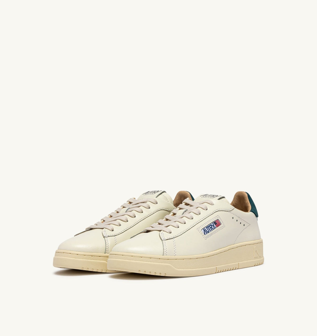 Man DALLAS LOW SNEAKERS IN MARSHMALLOW AND DARK SEA LEATHER